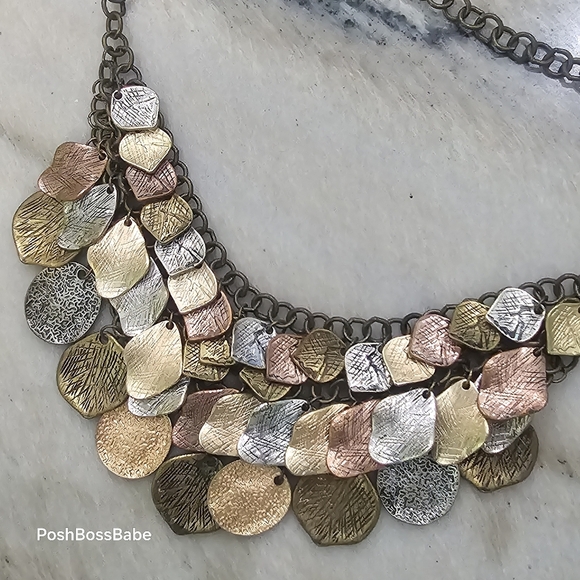 Metal leaf layered boho neutral natural necklace - Picture 2 of 6
